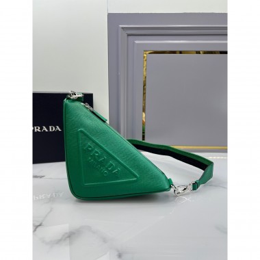 Borsa Prada Triangle in Saffiano