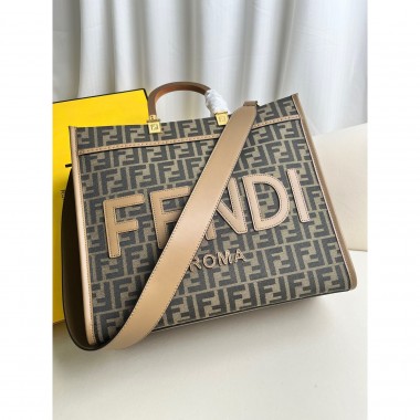 Fendi Sunshine Medium Shopper 