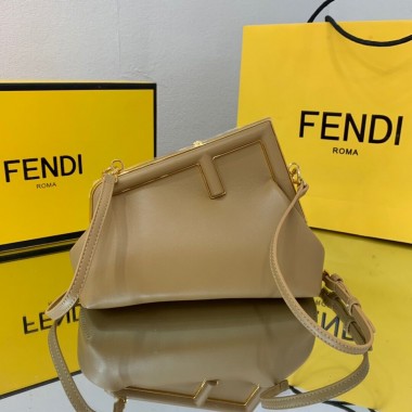 Fendi First Small Borsa in pelle 