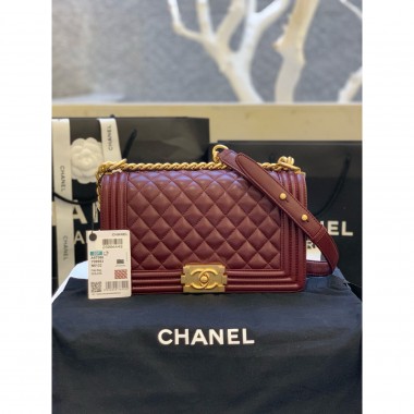 Medium Boy Chanel Handbag  in Lambskin 