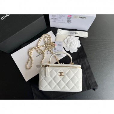 Chanel cosmetic Bag in pelle 