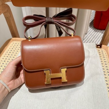 Hermes Constance 18 / 24 in Box Leather 