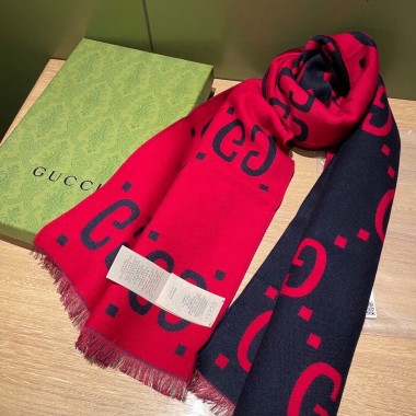 Gucci Cashmere scarf 