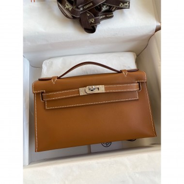 Hermes Kelly Pochette in Swift Leather 