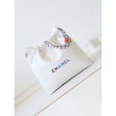 Chanel 22 Small Handbag 