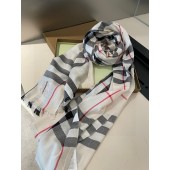 Burberry Lightweight Cashmere scarf  70 x 200 cm 