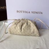  Bottega Veneta The pouch mini  