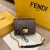  Fendi CAN U Minibag in Pelle  