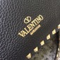 Valentino Borsa Granda Rockstud in Vitello 