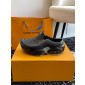  LV shark Clog   , Size 39-45