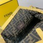 Fendi First Medium Borsa in pelle