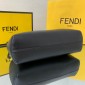 Fendi First Medium Borsa in pelle