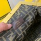 Fendi First Medium Borsa in pelle