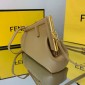 Fendi First Small Borsa in pelle 