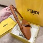 Fendi Croissant Small in Pelle  