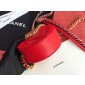 Chanel pelle 19  clutch con catena  