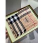 Burberry Lightweight Cashmere scarf  70 x 200 cm 