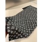 Louis Vuotton Classic monogram shawl / large scarf