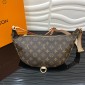 M43644 Monogram Cnavas Bumbag  