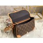 Monogram Canvas  Diane