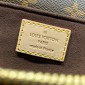 Louis Vuitton M46279 Pochette Métis East West