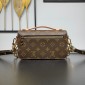 Louis Vuitton M46279 Pochette Métis East West