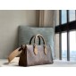 Louis Vuitton M46653 OnTheGo East West