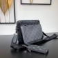 Louis Vuitton Tro Messenger 